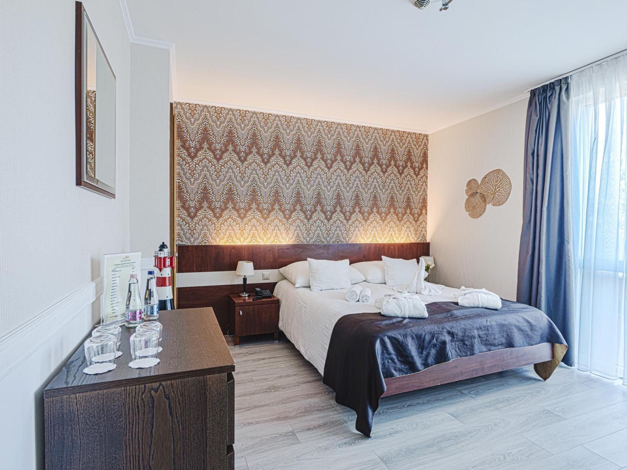 Holiday Beach Budapest Wellness Hotel With Sauna Park Exterior photo